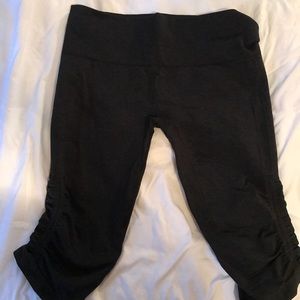lululemon capri workout pant